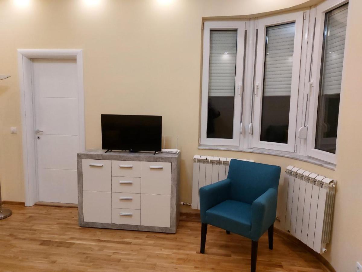 Appartamento Jez Belgrado Esterno foto